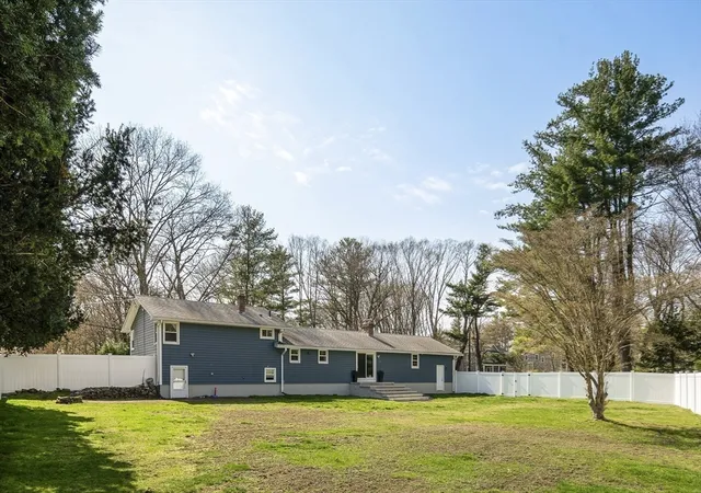 Homes for sale in Grafton, MA | 118 North St, Grafton, MA 01519 | MLS# 73515718