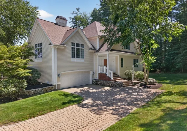 Photo 1 of Sale Pending at 32 Bobby Jones Dr #32, Andover, MA 01810 | MLS# 73562404 | Listing updated on 2026-09-14