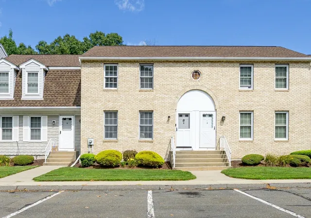 3rd image of 283 Fuller Rd #K, Chicopee, MA 01020 | MLS# 73563654
