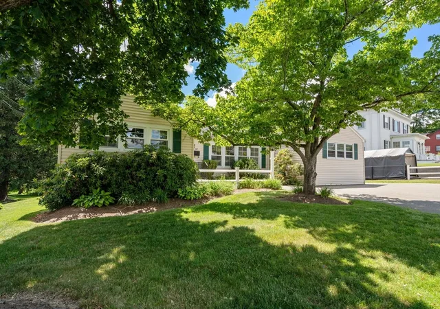Homes for sale in North Andover, MA | 247 Osgood Street, North Andover, MA 01845 | MLS# 73538698