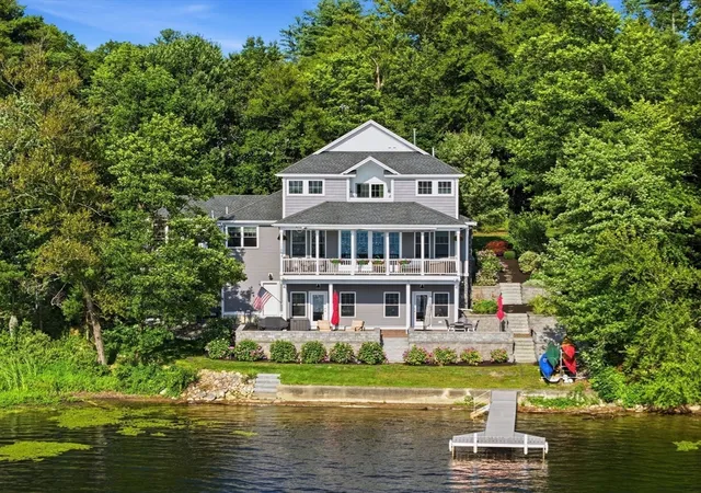 3rd image of 6 Weetamoo Way, Westford, MA 01886 | MLS# 73555120