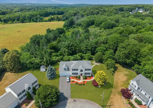 Photo 4 of Sale Pending at 30 Willow Crk Dr, Attleboro, MA 02703 | MLS# 73549648 | Listing updated on 2026-08-25