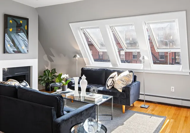 4th image of 27 E Springfield St #3, Boston, MA 02118 | MLS# 73505470