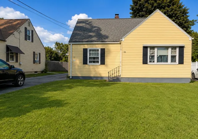 1st image of 711 Newbury St, Springfield, MA 01104 | MLS# 73569710