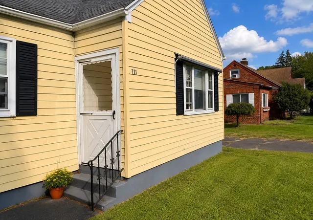 2nd image of 711 Newbury St, Springfield, MA 01104 | MLS# 73569710