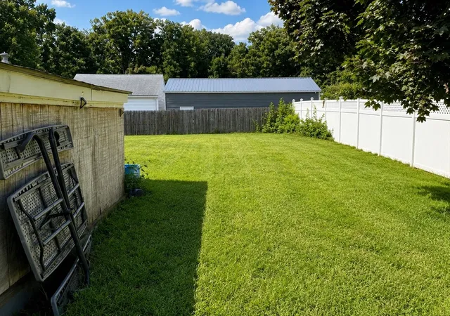 5th image of 711 Newbury St, Springfield, MA 01104 | MLS# 73569710