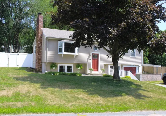 2nd image of 23 Roberta Road, Blackstone, MA 01504 | MLS# 73550397