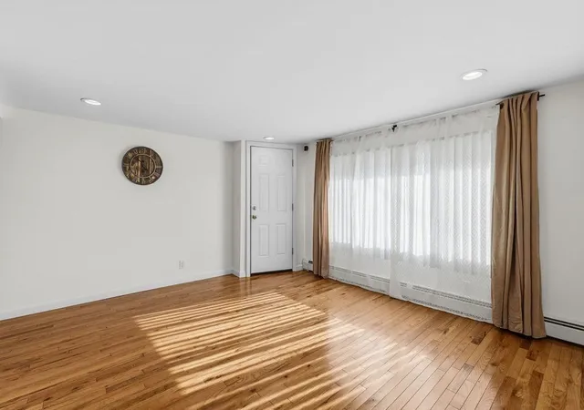 3rd image of 66 Middle Rd, Acushnet, MA 02743 | MLS# 73549029