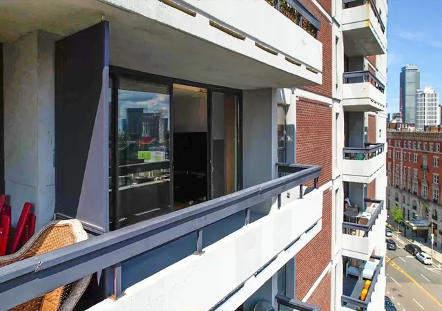 Homes for sale in Boston, MA | 566 Commonwealth #906, Boston, MA 02215 | MLS# 73546348