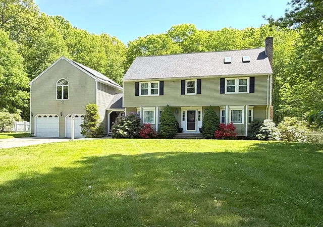 Homes for sale in Bellingham, MA | 23 Bellstone Dr, Bellingham, MA 02019 | MLS# 73534987