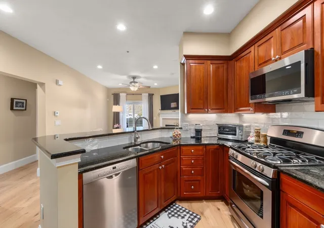 Homes for sale in Canton, MA | 2109 Davenport Ave #2109, Canton, MA 02021 | MLS# 73546860