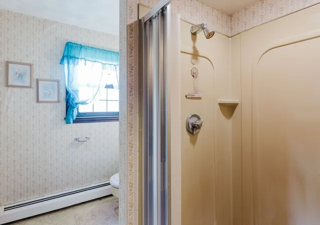 24th image of 36 Ludlow St, Acushnet, MA 02743 | MLS# 73539486