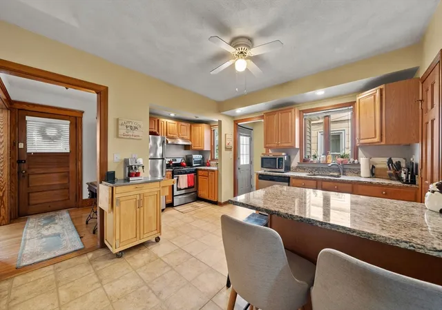 5th image of 130-132 Summer St, Medford, MA 02155