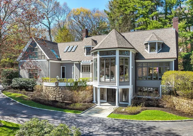 1st image of 1 Graystone Ln, Weston, MA 02493 | MLS# 73513386