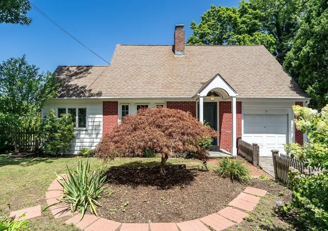 Homes for sale in Newton, MA | 16 Roundwood Rd, Newton, MA 02464 | MLS# 73544882