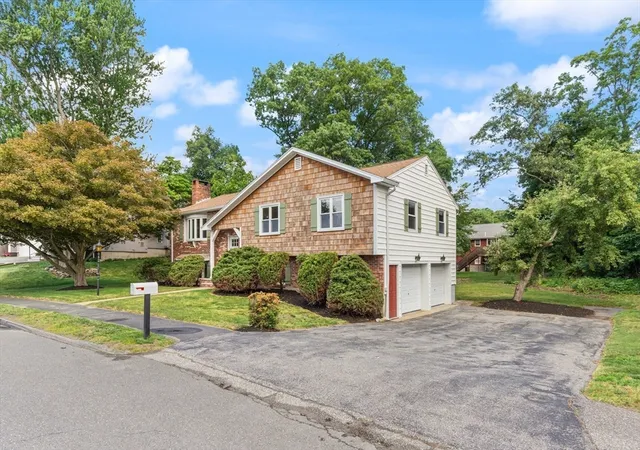 Homes for sale in Stoneham, MA | 17 Tamarock Ter, Stoneham, MA 02180 | MLS# 73537992