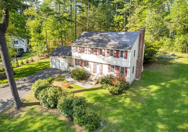 19th image of 10 Bakers Hill, Weston, MA 02493 | MLS# 73528181