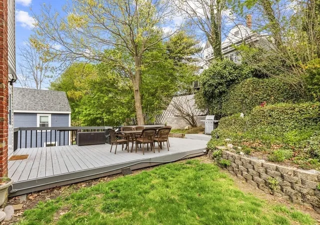 29th image of 29 Woodlawn St, Lynn, MA 01904 | MLS# 73514665