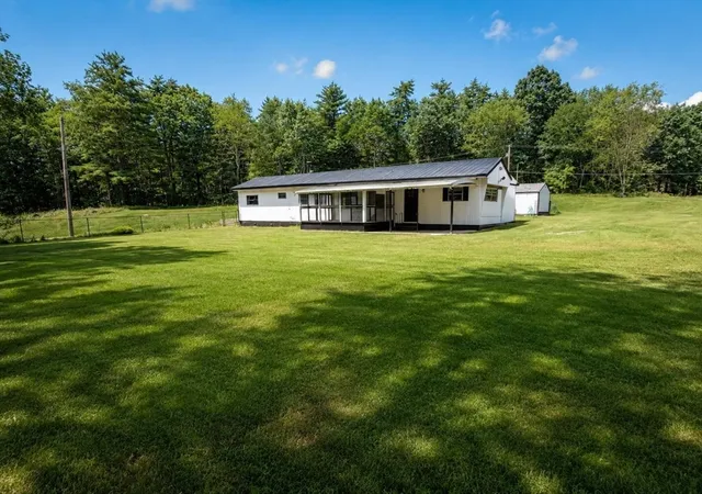 2nd image of 598 600 Old Dana Rd, Barre, MA 01005 | MLS# 73552999