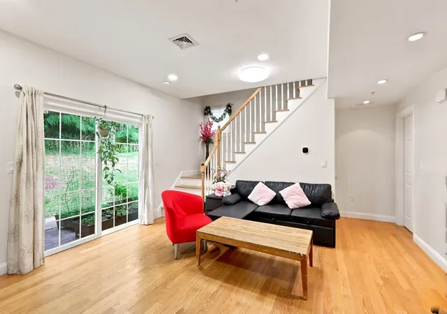 Homes for sale in Braintree, MA | 11 Brookside Rd #3, Braintree, MA 02184 | MLS# 73540043