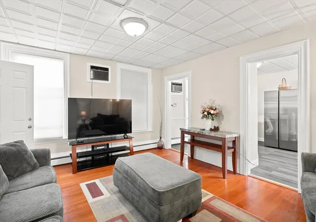 5th image of 114 Central St, Peabody, MA 01960 | MLS# 73566046