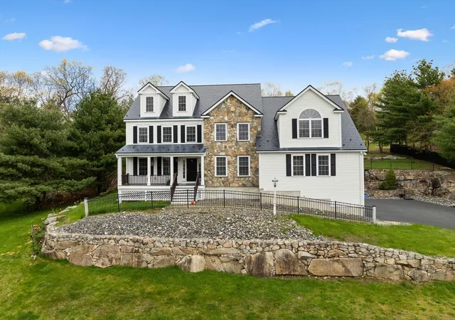 Homes for sale in Northbridge, MA | 253 Shining Rock Dr, Northbridge, MA 01534 | MLS# 73514450