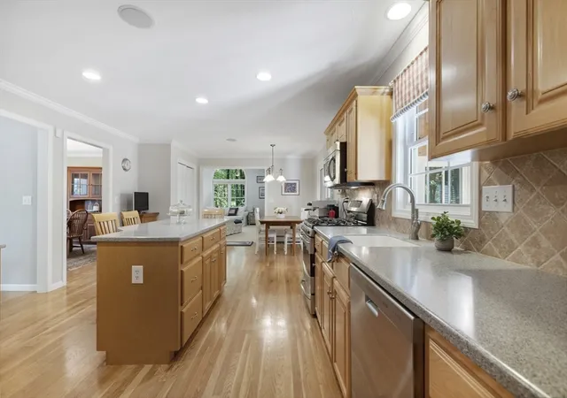 5th image of 32 Field Road, Medway, MA 02053 | MLS# 73547089