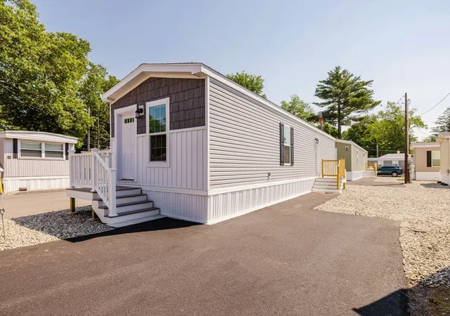 Homes for sale in Attleboro, MA | 1346 Newport Ave #A2, Attleboro, MA 02703 | MLS# 73548740