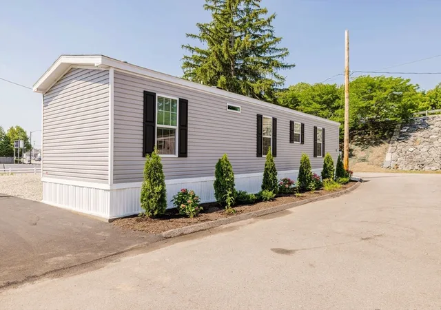 Homes for sale in Attleboro, MA | 1346 Newport Ave #A2, Attleboro, MA 02703 | MLS# 73548740