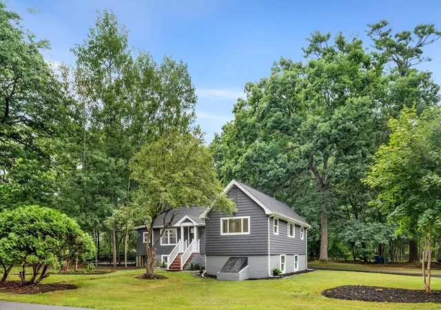 2nd image of 1 Albion Rd, Billerica, MA 01821 | MLS# 73544194