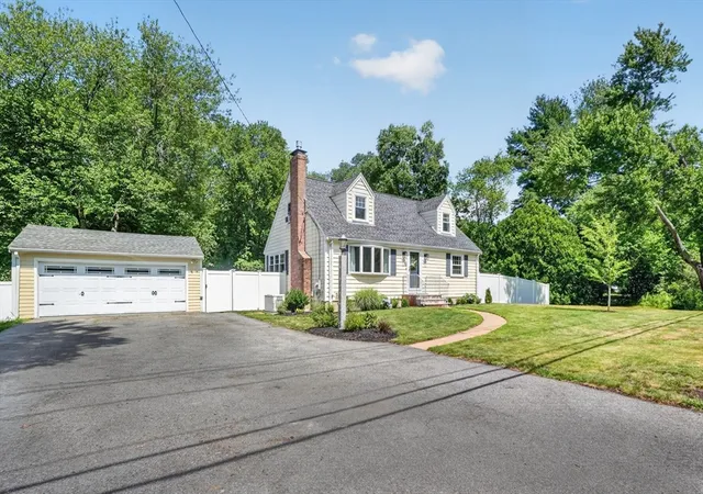 38th image of 26 Brooksbie Rd, Bedford, MA 01730 | MLS# 73547150