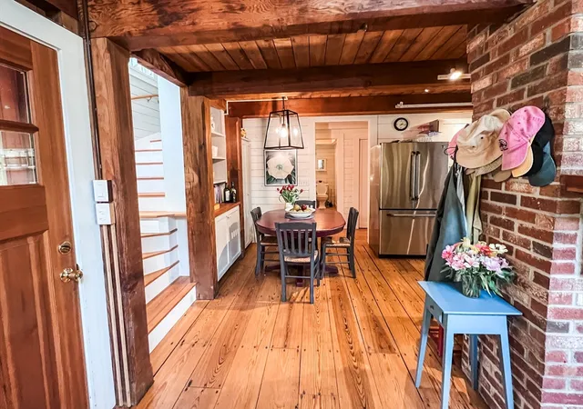 5th image of 225 Lamberts Cove Rd, West Tisbury, MA 02575 | MLS# 73522706