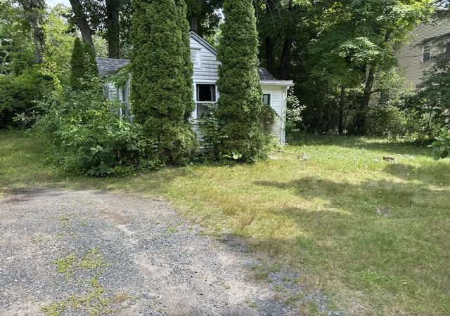 2nd image of 42 Olive St, Ashland, MA 01721 | MLS# 73560626