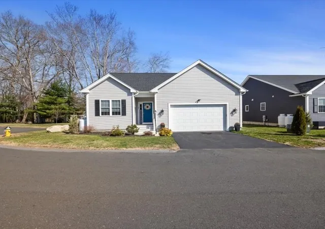 Homes for sale in Dudley, MA | 20 Country Club Blvd #20, Dudley, MA 01571 | MLS# 73506456
