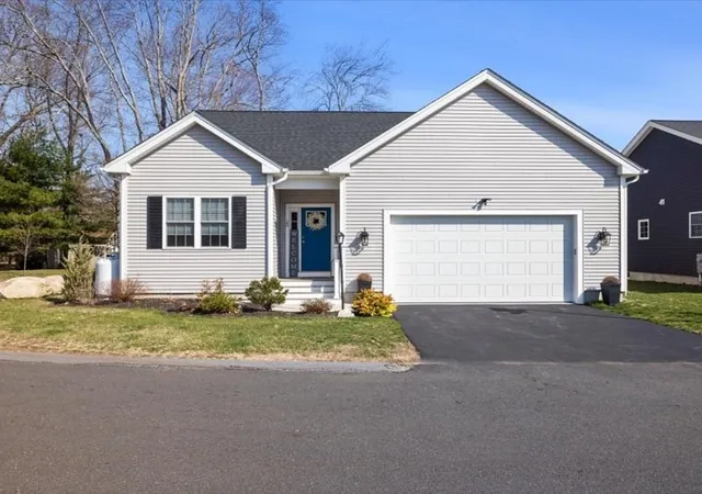 Homes for sale in Dudley, MA | 20 Country Club Blvd #20, Dudley, MA 01571 | MLS# 73506456