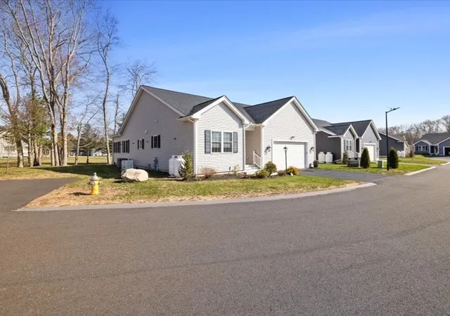 Homes for sale in Dudley, MA | 20 Country Club Blvd #20, Dudley, MA 01571 | MLS# 73506456