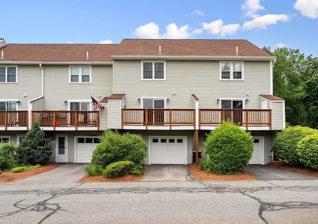 2nd image of 144 Patrick Rd #144, Tewksbury, MA 01876 | MLS# 73536589