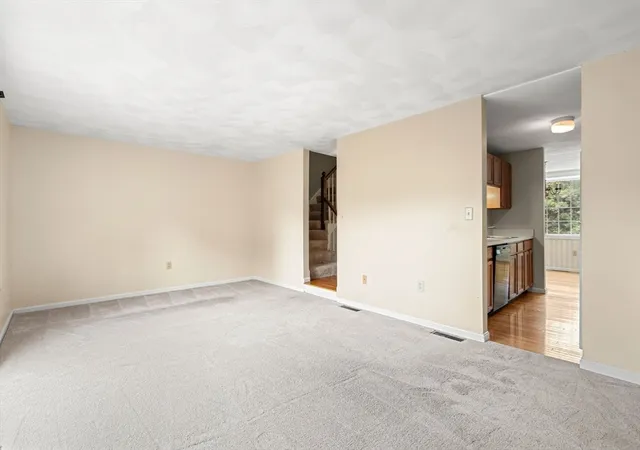 5th image of 144 Patrick Rd #144, Tewksbury, MA 01876 | MLS# 73536589