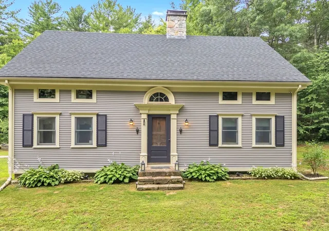 Homes for sale in Shutesbury, MA | 56 W Pelham Rd, Shutesbury, MA 01072 | MLS# 73536792
