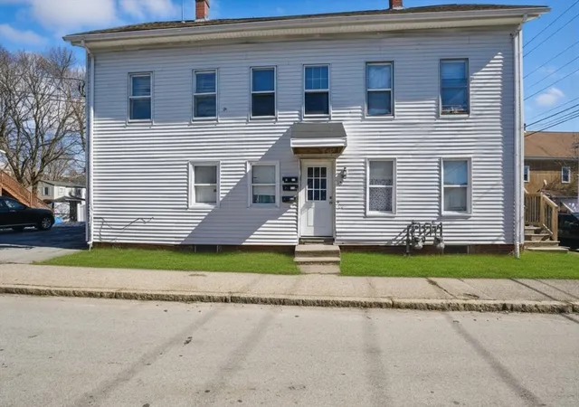 1st image of 19 Myrtle Ave, Webster, MA 01570 | MLS# 73565340