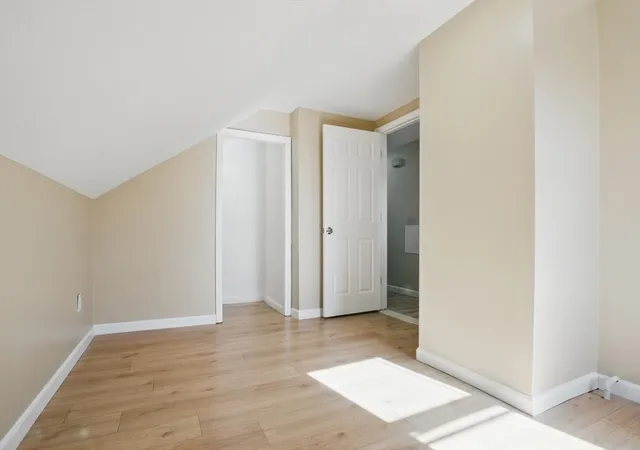 2nd image of 19 Myrtle Ave, Webster, MA 01570