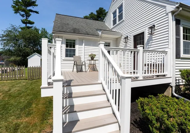 4th image of 710 Summer St, East Bridgewater, MA 02333 | MLS# 73553135