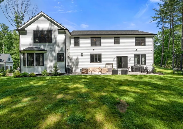 Homes for sale in North Reading, MA | 8 Charles St, North Reading, MA 01864 | MLS# 73531033