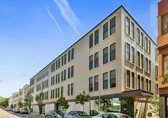 2nd image of 335 W 2Nd, South Boston, MA 02127