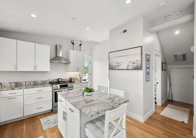 Listing Photo 4 - Condo for sale in building located at 50 Market St, Ipswich, MA 01913 - Unit #5