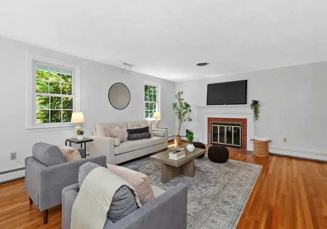 Photo 3 of Sale Pending at 20 Village Cir, Lexington, MA 02420 | MLS# 73569242 | Listing updated on 2026-09-11