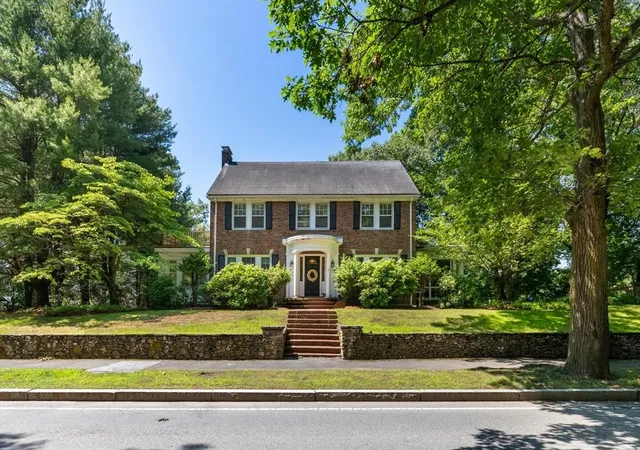 36th image of 114 South Border Road, Medford, MA 02155 | MLS# 73543083