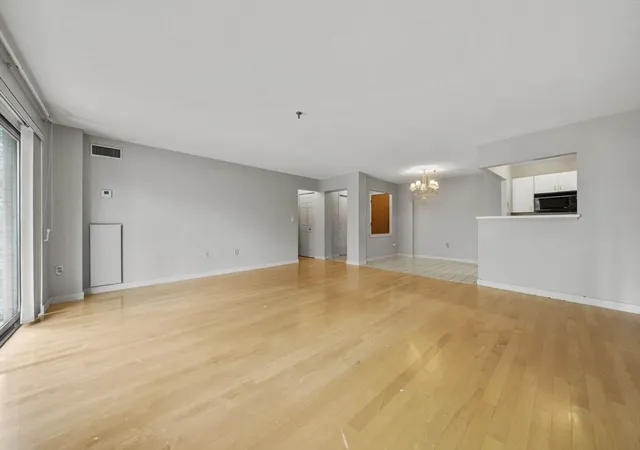 Homes for sale in Woburn, MA | 269 Cambridge Rd, Woburn, MA 01801