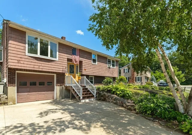 Homes for sale in Beverly, MA | 5 Paradise Road, Beverly, MA 01915 | MLS# 73544933