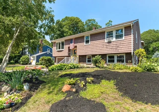 Homes for sale in Beverly, MA | 5 Paradise Road, Beverly, MA 01915 | MLS# 73544933